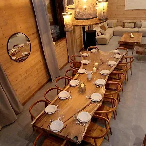  Chalet Chalet Le Petit Bes